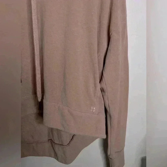 Sweaty Betty Made In Italy Turtleneck Sweater Size Medium - Picture 2 of 8